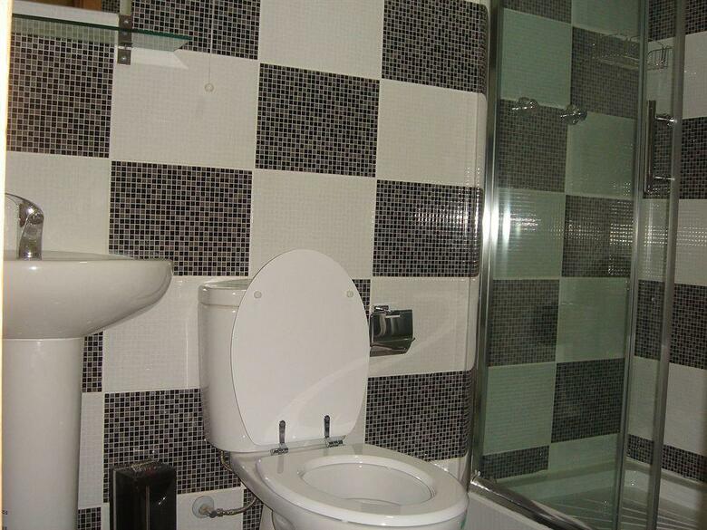 Hostal Downtown Guest House