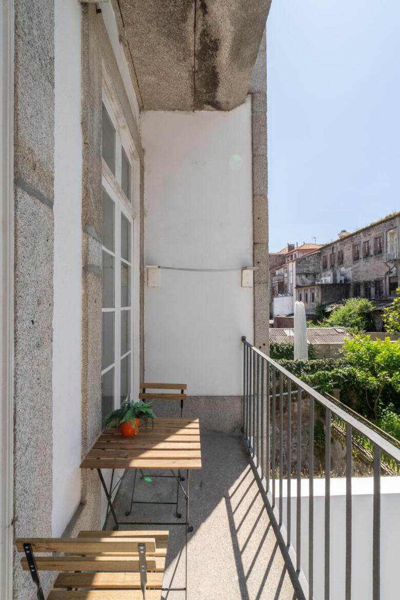 Porto Lounge Hostel & Guesthouse