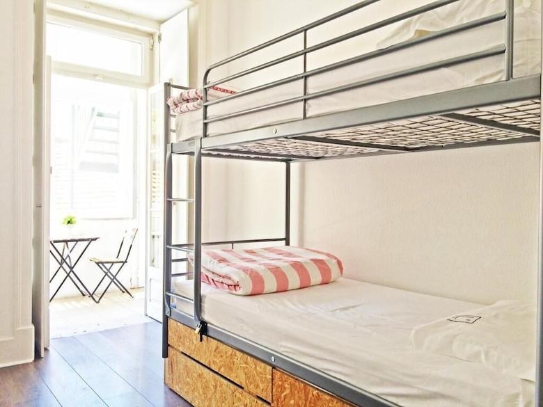 Liv'in Lisbon Hostel
