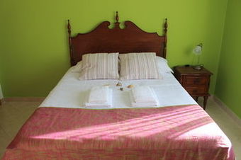 Ericeira Chill Hill Hostel & Private Rooms