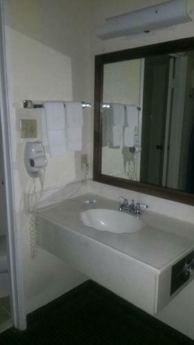 Hotel Regency Inn Sulphur Springs