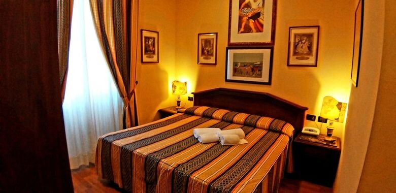 Hotel Enza