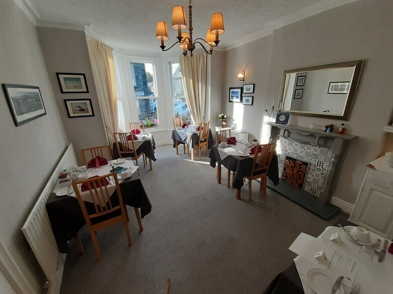 Bed & Breakfast Harvington House
