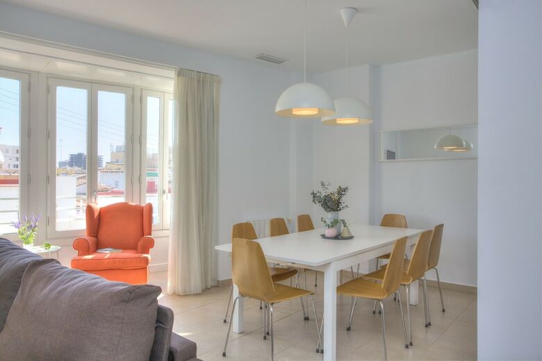 Apartamento Singularstays Mar44