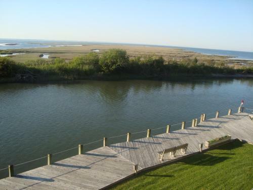 Motel Island Resort