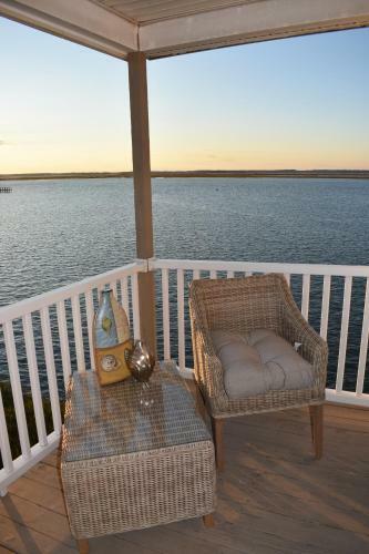 Posada Waterside Inn