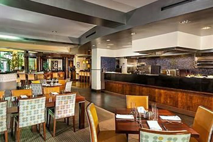 Renaissance Club Sport Walnut Creek Hotel