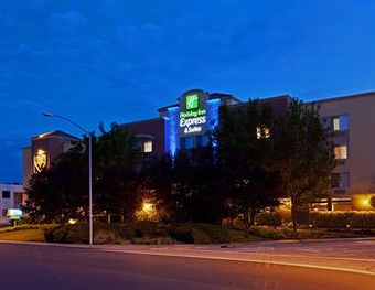 Holiday Inn Express Hotel & Suites Belmont