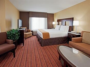 Holiday Inn Express Hotel & Suites Belmont