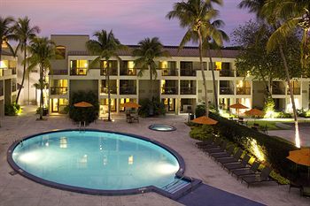 Shula's Hotel & Golf Club