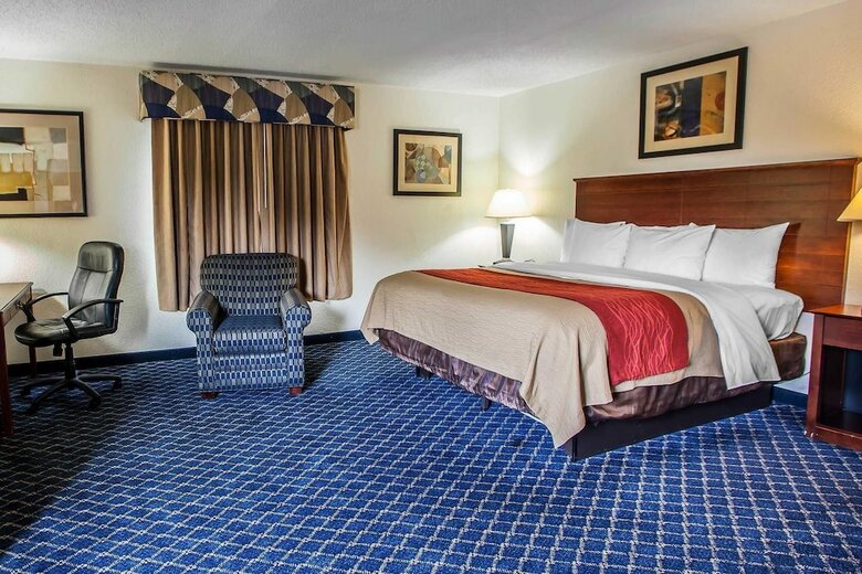 Hotel Comfort Inn