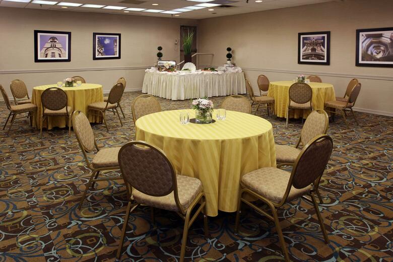 Radisson Hotel Philadelphia Northeast