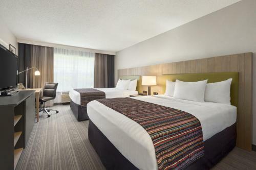 Hotel Country Inn & Suites By Radisson, Decorah, Ia