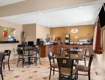 Hotel Super 8 Decorah