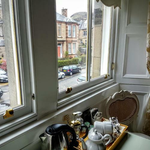 Hostal Aonach Mor Guest House