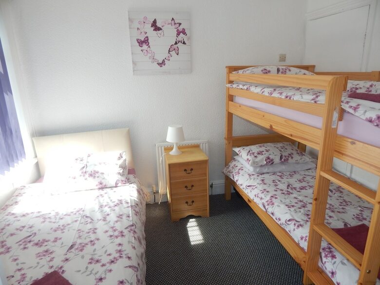 Bed & Breakfast Llanryan Guest House