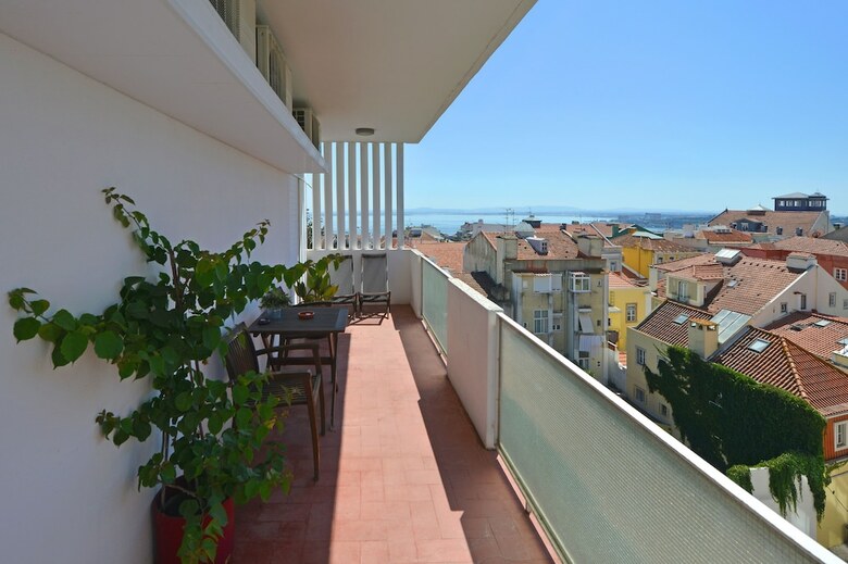 Bed & Breakfast Thehouse Lisboa