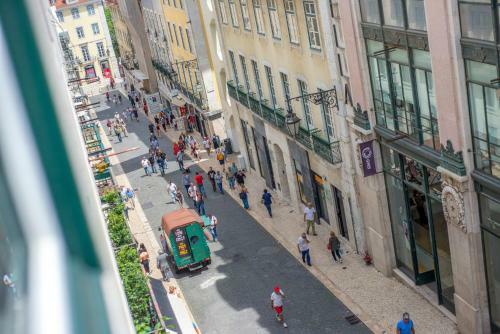 Apartments In Chiado