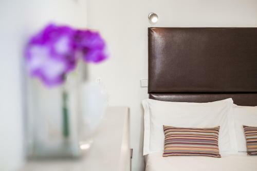 Apartments In Chiado