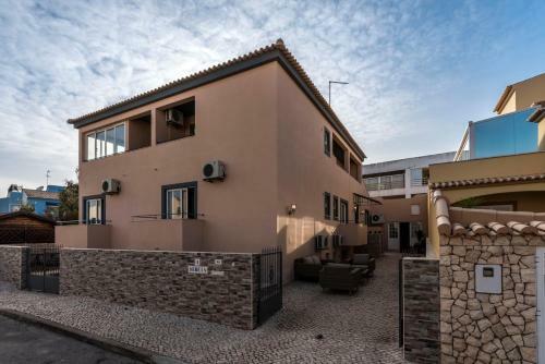 Hostal Lagos Village