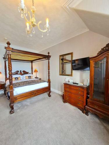 Hostal Corriemar House
