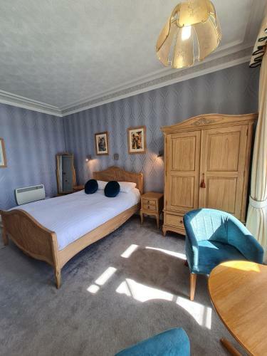 Hostal Corriemar House
