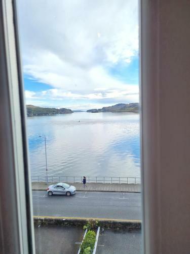 Hostal Corriemar House