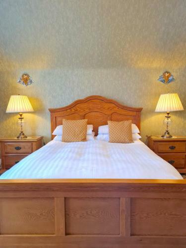 Hostal Corriemar House