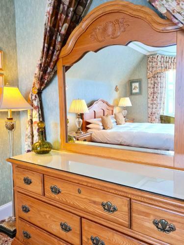 Hostal Corriemar House