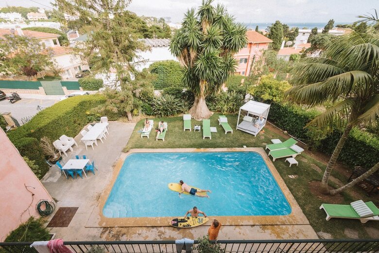 Albergue Nice Way Cascais & Surf Camp
