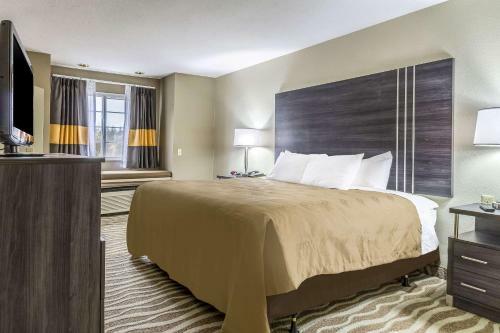 Hotel Americas Best Value Inn & Suites North Lima