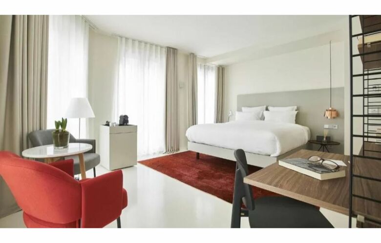 9hotel Sablon