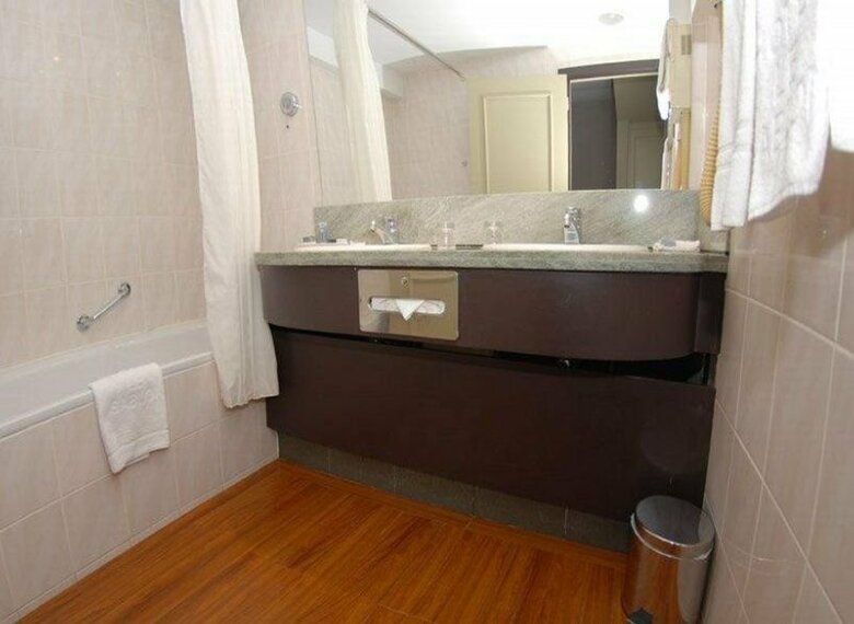 9hotel Sablon