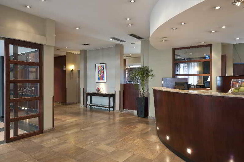 9hotel Sablon
