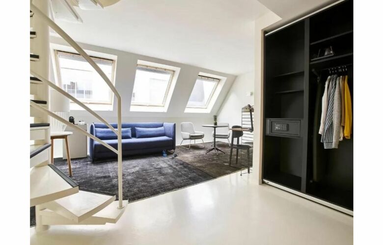 9hotel Sablon