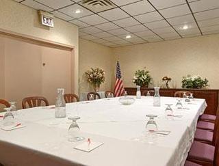 Hotel Ramada - Clarks Summit