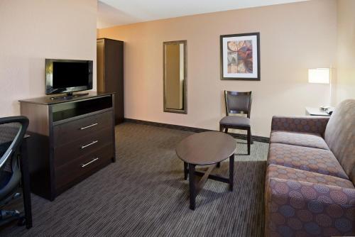 Hotel Americinn By Wyndham Clear Lake