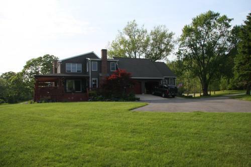On Cranberry Pond Bed And Breakfast