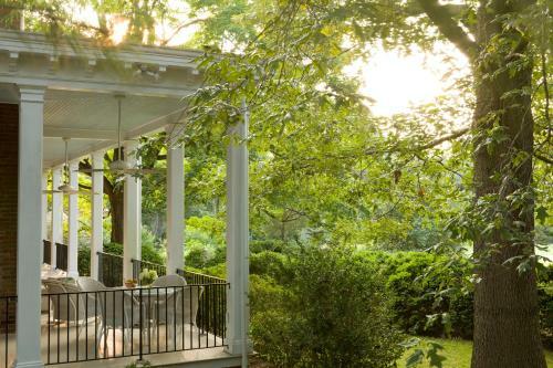 Brampton Bed And Breakfast Inn