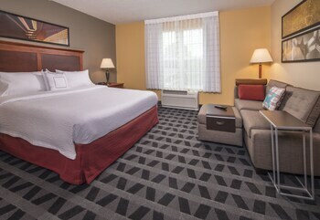 Hotel Towneplace Suites By Marriott Clinton At Joint Base Andrews