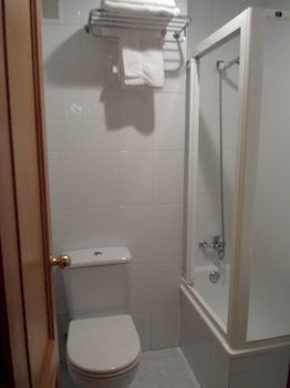 Hostal Pensi�n Santa Clara