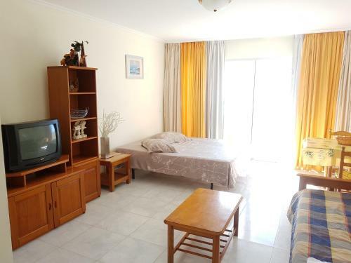 Apartamentos Turisticos Coral Da Rocha 1