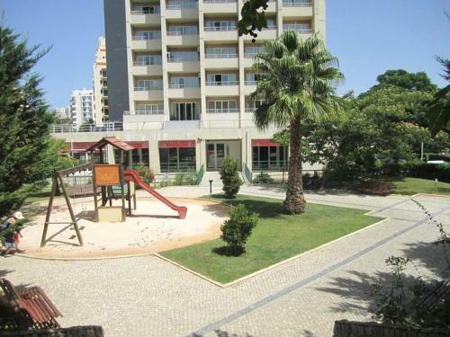 Apartamentos Turisticos Coral Da Rocha 1