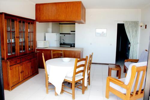 Apartamentos Torre Da Rocha