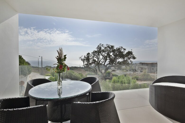S�o Rafael Villas, Apartments & Guesthouse
