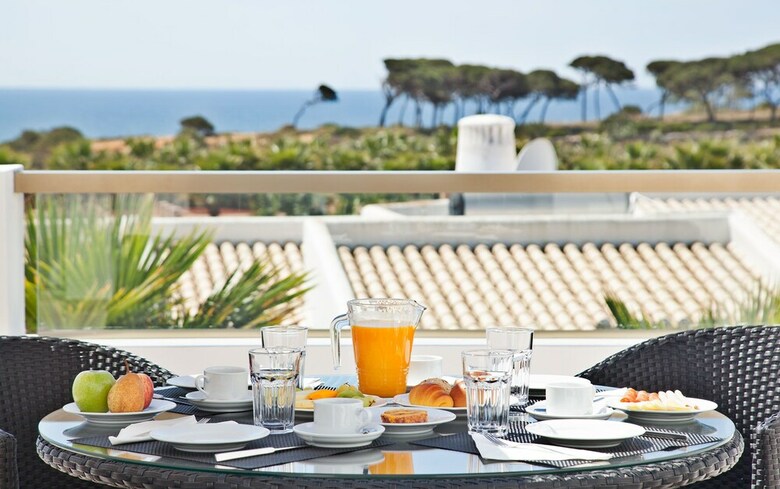S�o Rafael Villas, Apartments & Guesthouse