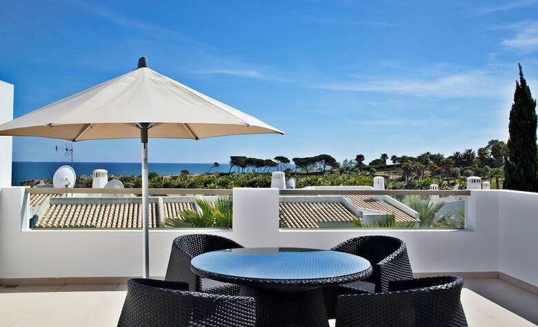 S�o Rafael Villas, Apartments & Guesthouse