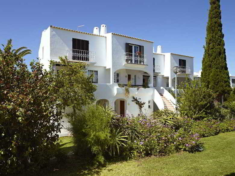S�o Rafael Villas, Apartments & Guesthouse