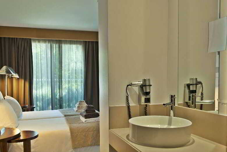 S�o Rafael Villas, Apartments & Guesthouse