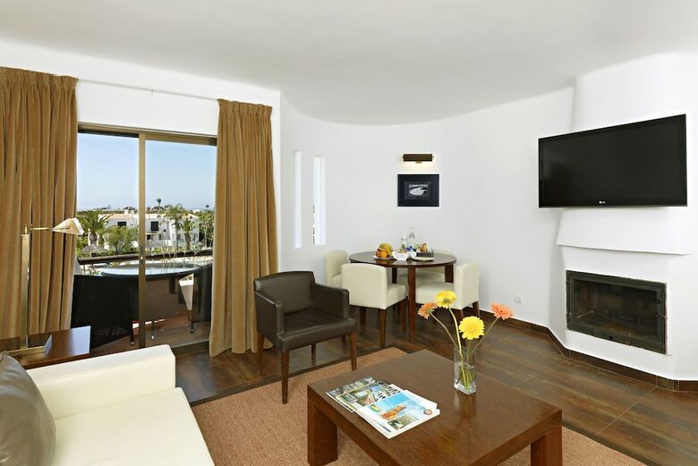 S�o Rafael Villas, Apartments & Guesthouse